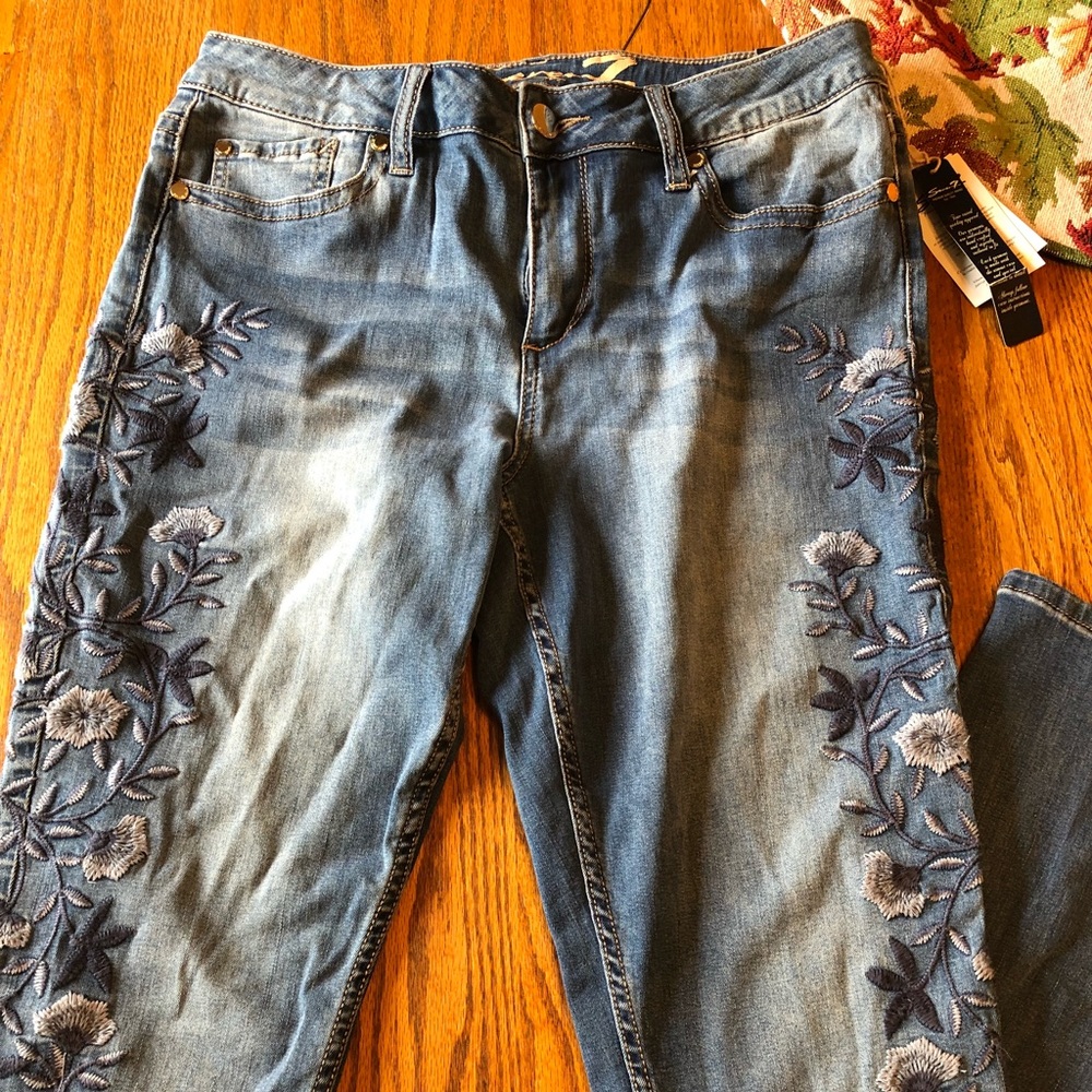 Seven7 jeans Size 12 Skinny